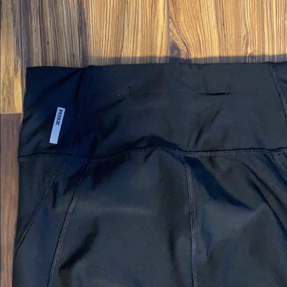 NWOT Reebok Leggings - Picture 4 of 6